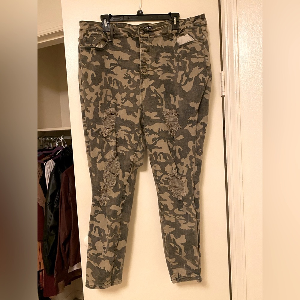 Camo jeans